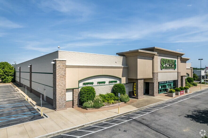 130 Marathon Way, Southaven, MS for sale - Primary Photo - Image 1 of 1