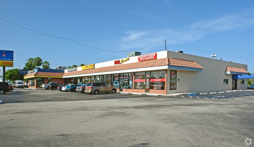 2301-2313 Federal Hwy N, Pompano Beach, FL for sale - Building Photo - Image 1 of 1