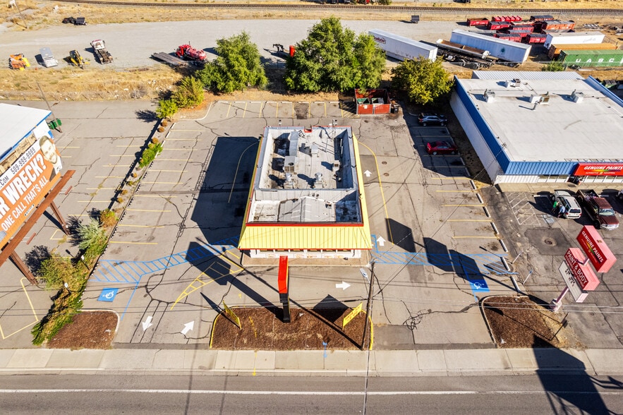 6505 E Sprague Ave, Spokane Valley, WA for sale - Building Photo - Image 2 of 14