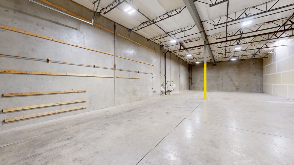 14200 SE 98th Ct, Clackamas, OR for lease - Matterport 3D Scan - Image 2 of 10