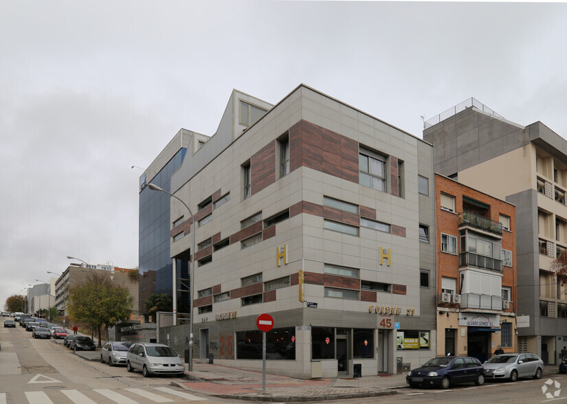 Calle Albasánz, 45, Madrid, Madrid for sale - Building Photo - Image 2 of 2