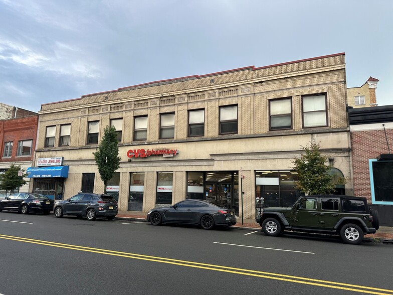 516 Bloomfield Ave, Montclair, NJ for lease - Building Photo - Image 1 of 13