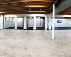 5930 W Jefferson Blvd, Los Angeles, CA for lease Interior Photo- Image 1 of 4