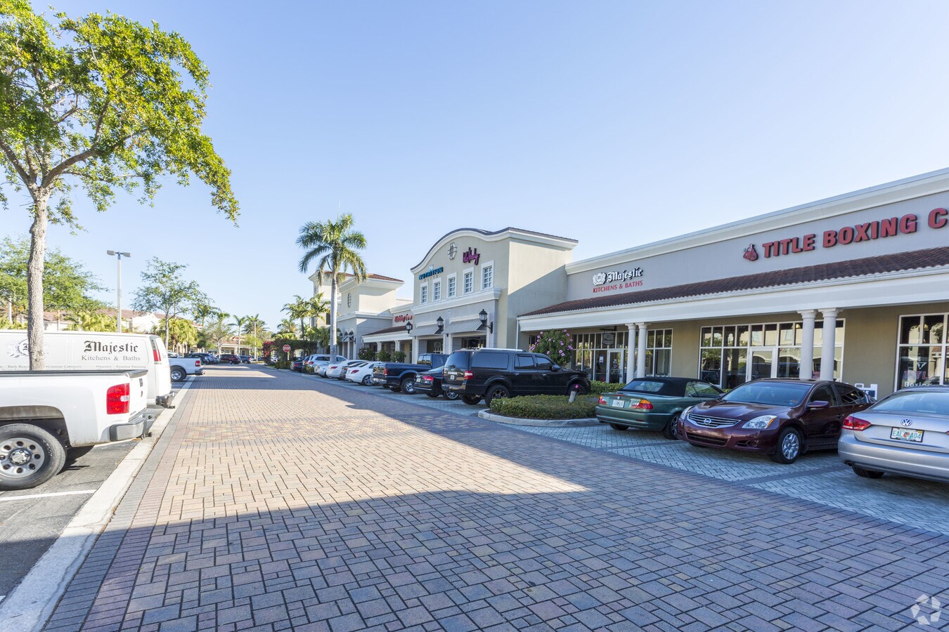 2349 Vanderbilt Beach Rd, Naples, FL 34109