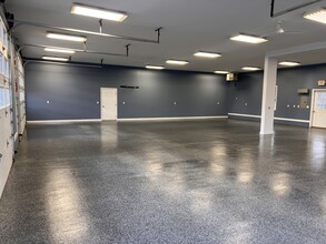 55 Daniel Webster Hwy, Meredith, NH for lease Interior Photo- Image 2 of 5