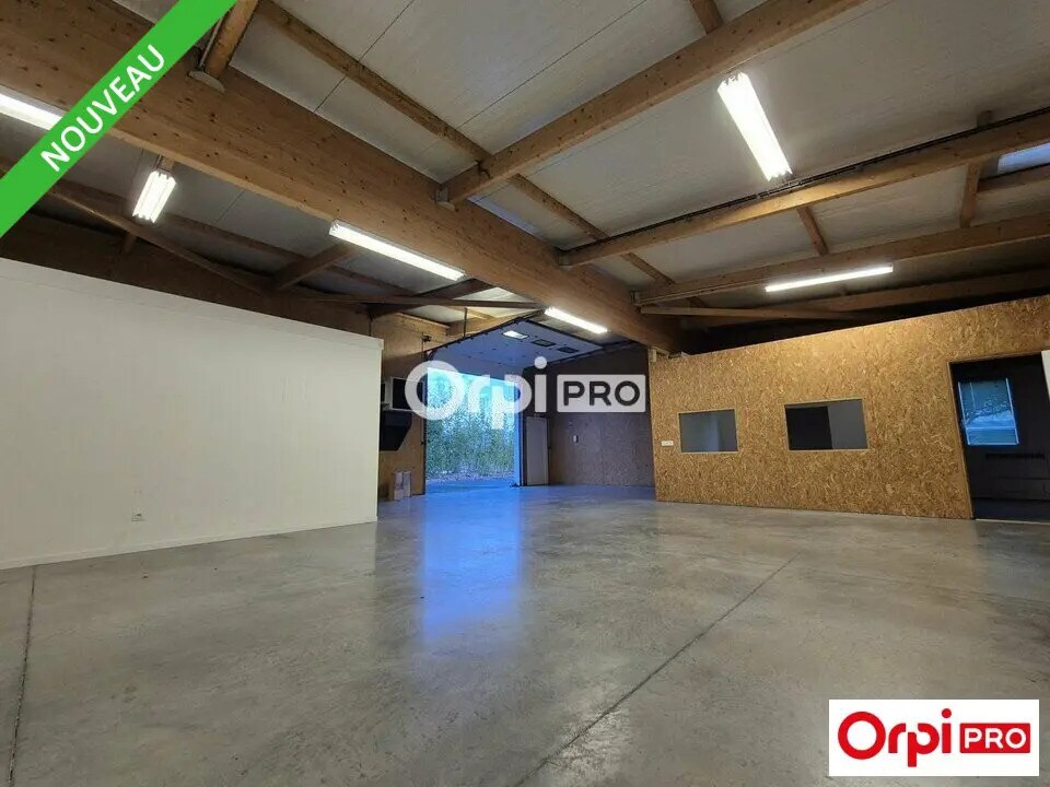 Location Local d'activités 283 m² - Photo 1