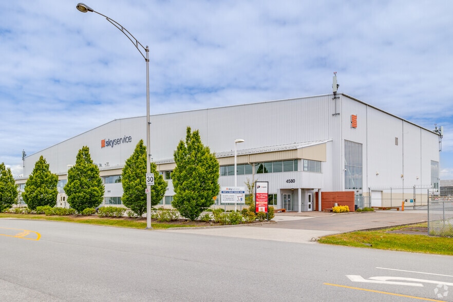 4580 Cowley Cres, Richmond, BC for lease - Building Photo - Image 2 of 4