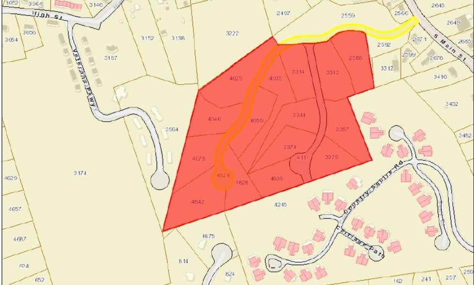 105 S Main St, Uxbridge, MA 01569