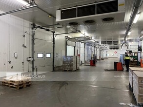 Industrial in SAINT-OUEN-L'AUMONE for lease Building Photo- Image 1 of 16