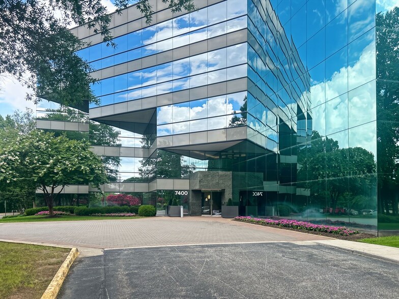 7400 Beaufont Springs Dr, Richmond, VA for lease - Interior Photo - Image 3 of 22