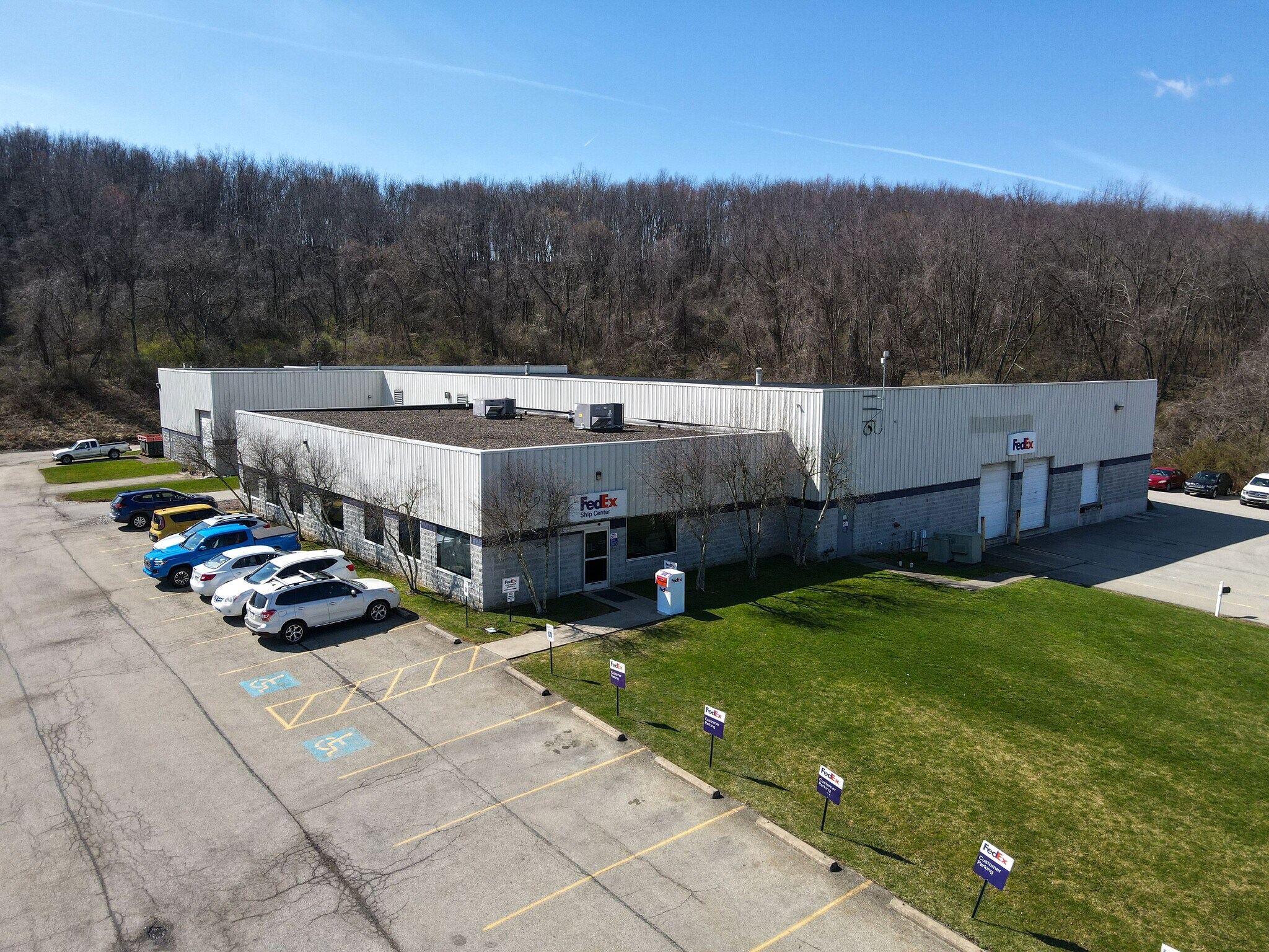 401 Paintersville Rd, Hunker, PA 15639 Fedex