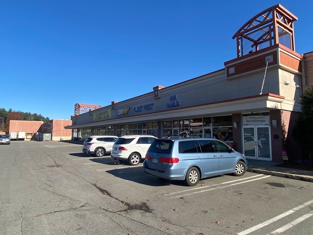 151 Coliseum Ave, Nashua, NH 03063 Nashua Mall