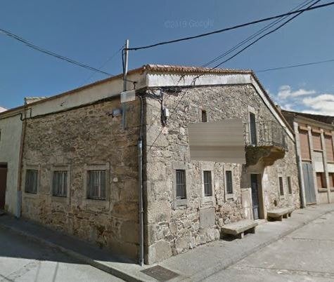 Retail in Hinojosa de Duero for lease Building Photo- Image 1 of 2