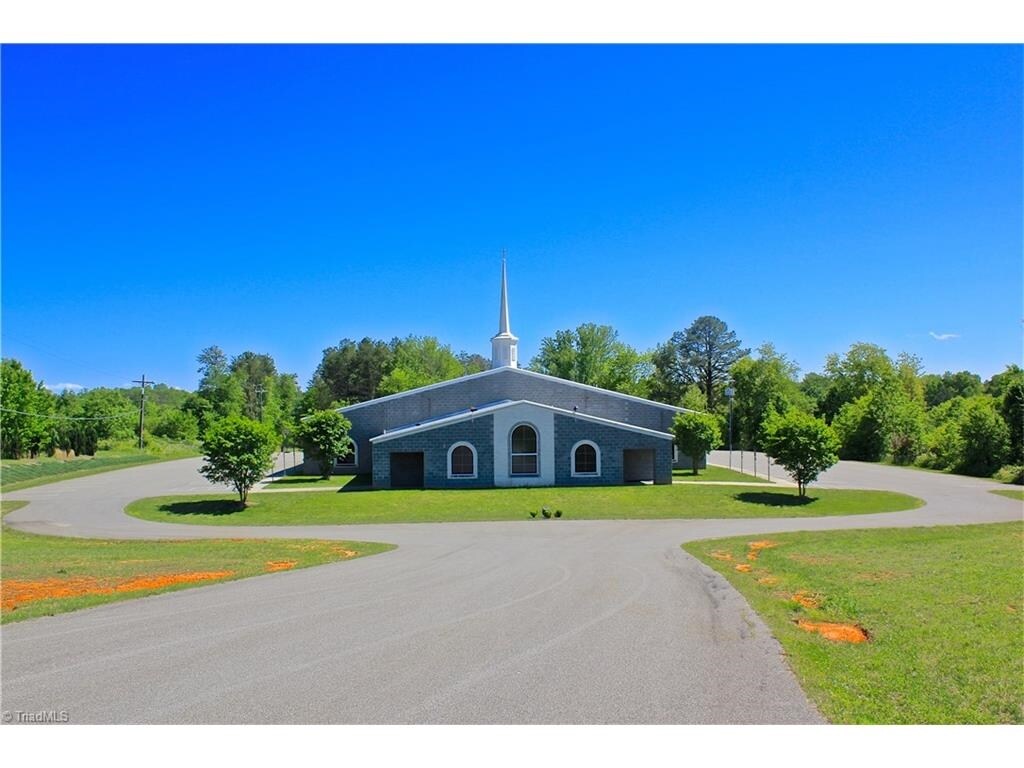 574 Slate Rd, Mount Airy, NC for sale Building Photo- Image 1 of 1