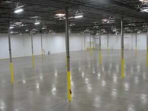 2322 French Settlement Rd, Dallas, TX for lease Interior Photo- Image 1 of 1