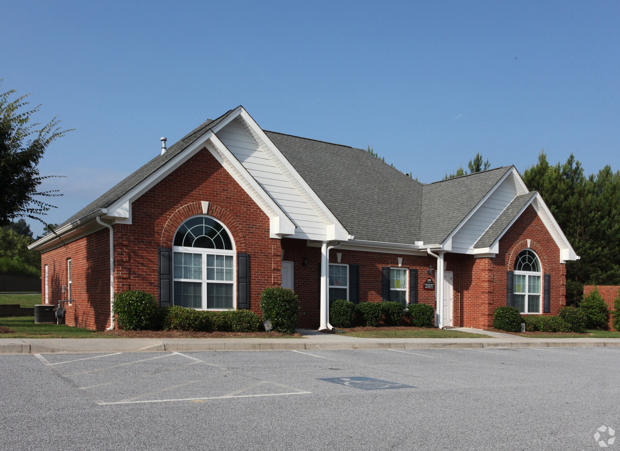 327 Resource Pky, Winder, GA for sale Primary Photo- Image 1 of 1