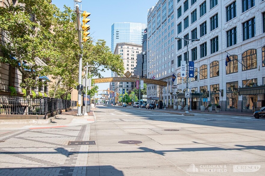 1118 Euclid Ave, Cleveland, OH for lease - Building Photo - Image 2 of 11