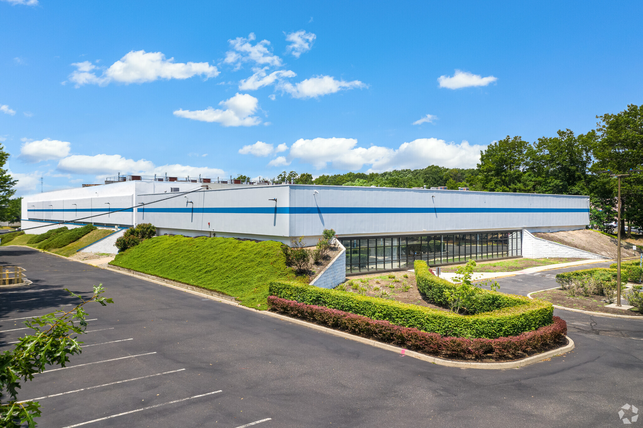 200 Industrial Way W, Eatontown, NJ for sale Building Photo- Image 1 of 1