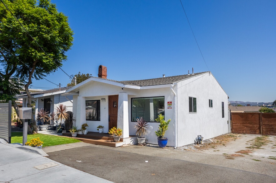 20372 Stanton Ave, Castro Valley, CA for sale - Building Photo - Image 2 of 8