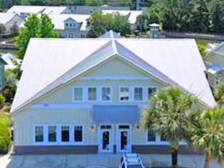 277 Willbrook Blvd, Pawleys Island, SC for sale - Building Photo - Image 1 of 28