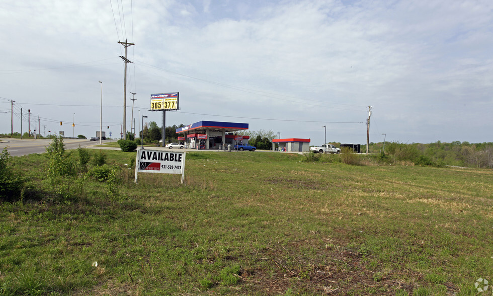 1081 S Willow Ave, Cookeville, TN for sale - Primary Photo - Image 1 of 3