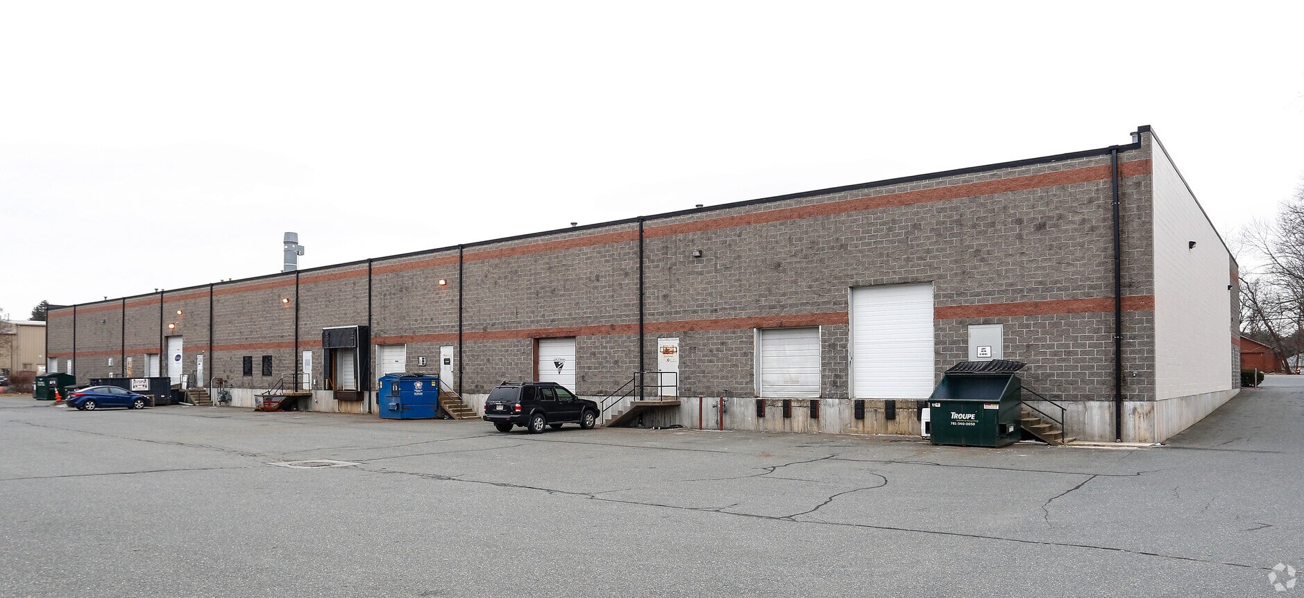 421 Page St, Stoughton, MA 02072