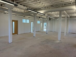 1035 Cambridge St, Cambridge, MA for lease Interior Photo- Image 2 of 7