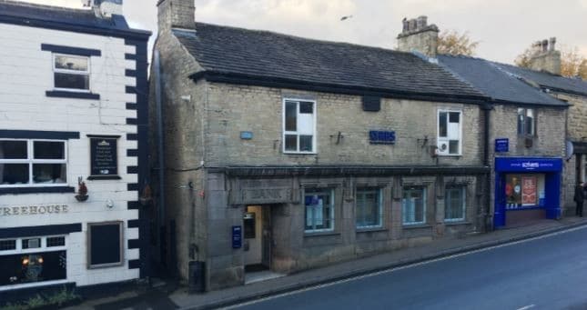 9 Market St, High Peak for sale Primary Photo- Image 1 of 1