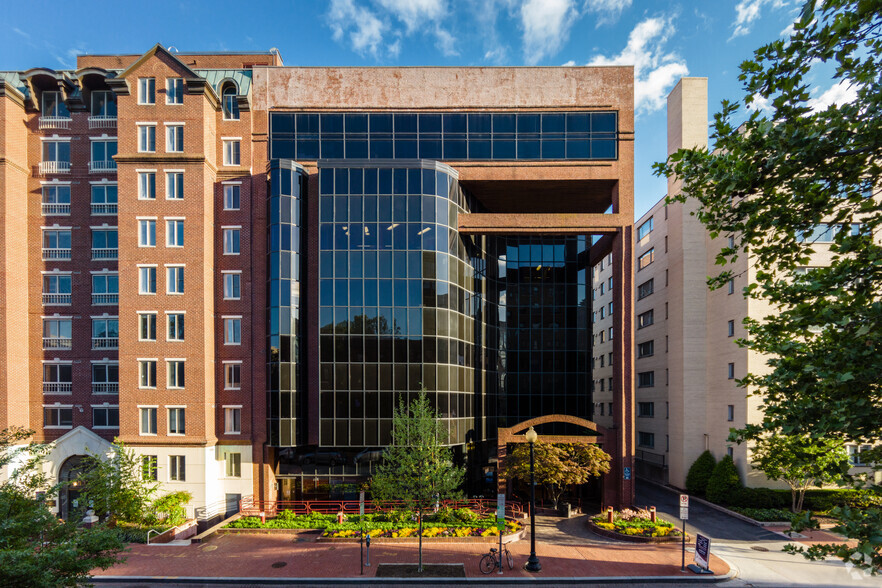 2112 F St NW, Washington, DC for lease - Building Photo - Image 2 of 5