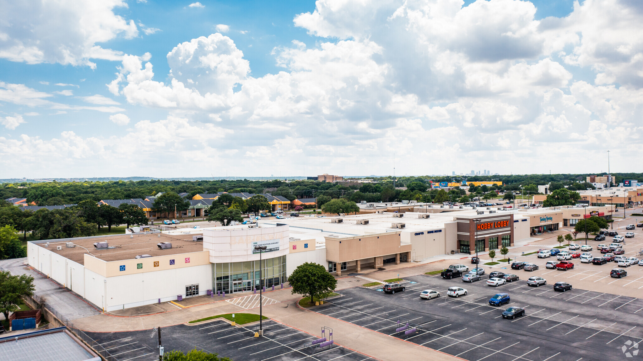 1105 W Pipeline Rd, Hurst, TX for lease Building Photo- Image 1 of 9