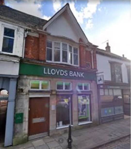 121 Hallgate, Cottingham for sale Primary Photo- Image 1 of 1