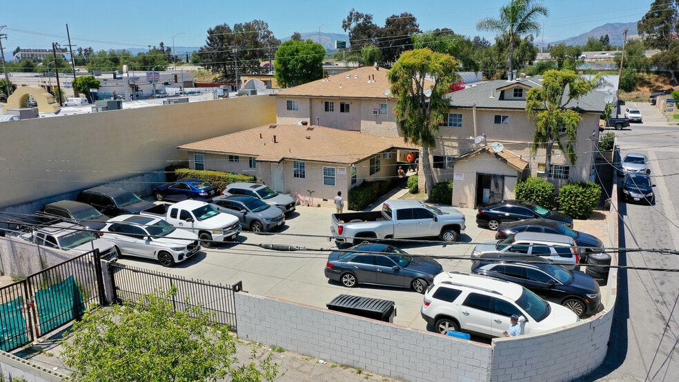 13226 Paxton St, Pacoima, CA for sale - Building Photo - Image 3 of 28