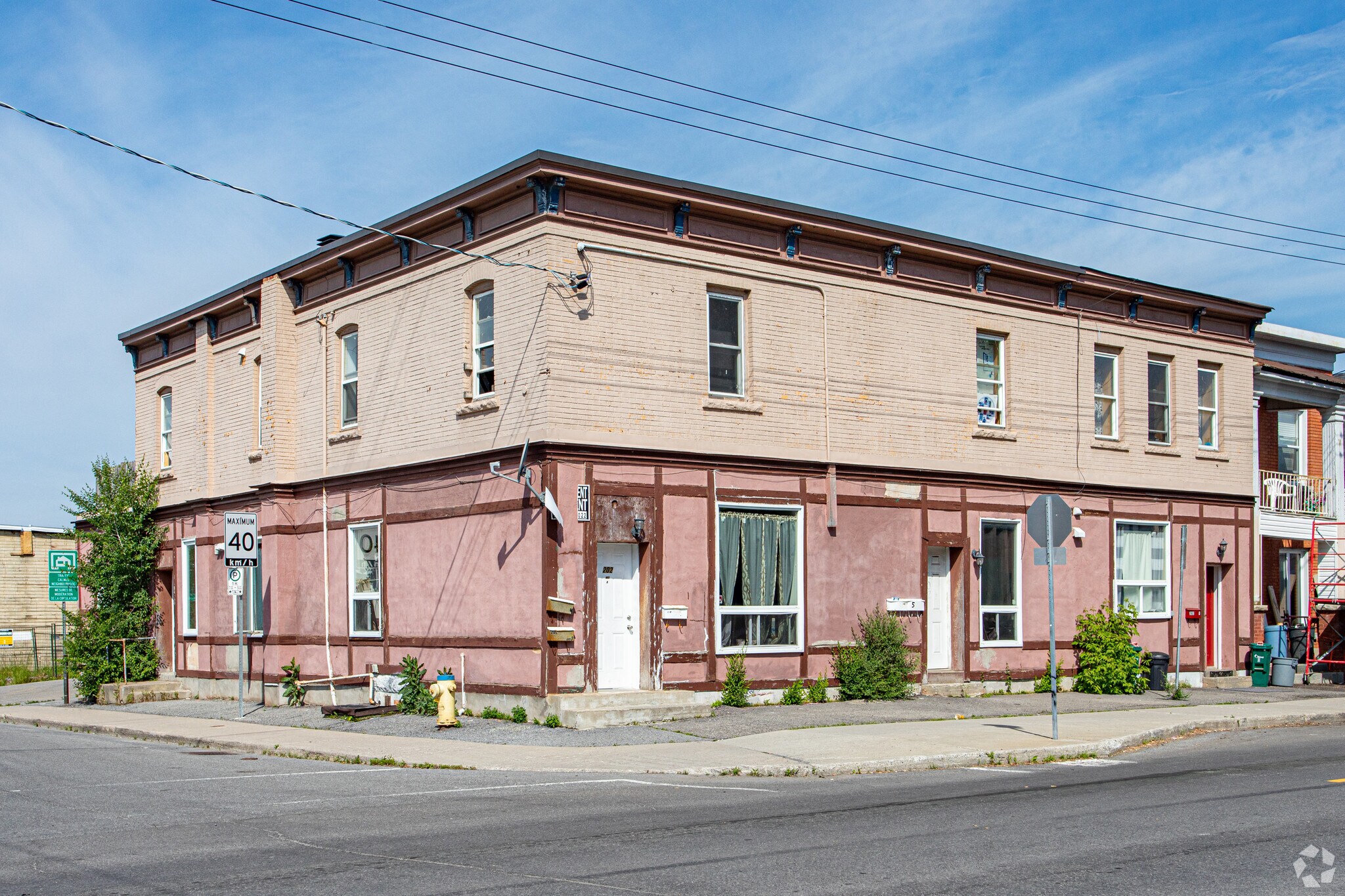 202 Rochester St, Ottawa, ON for sale Primary Photo- Image 1 of 19
