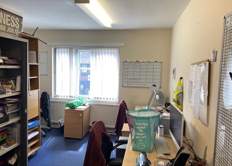 51A-51 High St, Ruislip for lease Interior Photo- Image 1 of 4