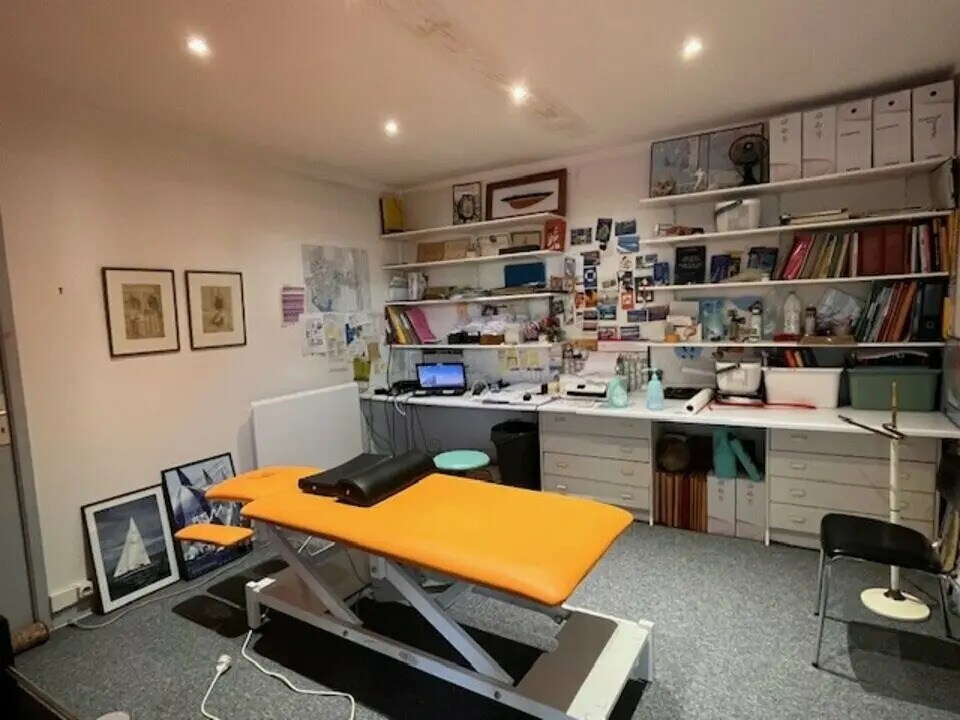 Office in Vannes for lease Interior Photo- Image 1 of 6