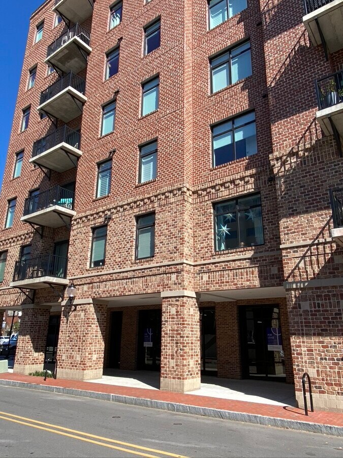 200 Water, Wilmington, NC 28401