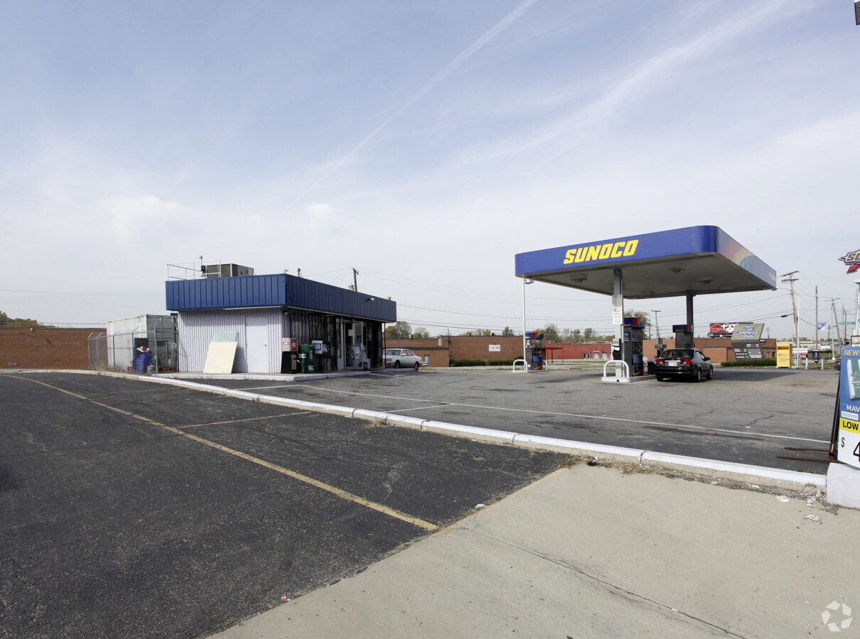 1535 Alum Creek Dr, Columbus, OH 43209