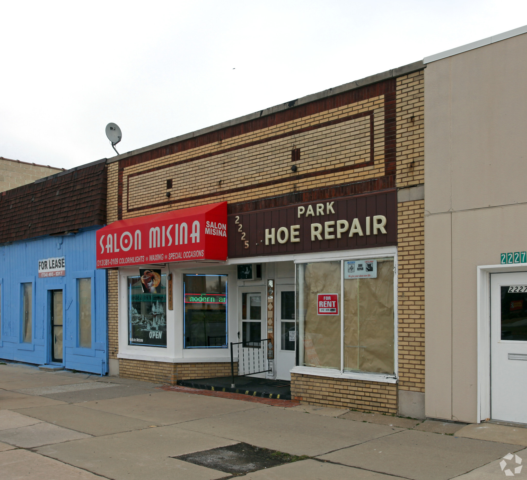 2221-2225 Fort St, Lincoln Park, MI for sale Primary Photo- Image 1 of 1