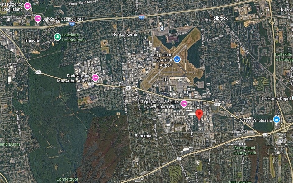 200 Knickerbocker Ave, Bohemia, NY for sale - Building Photo - Image 2 of 43