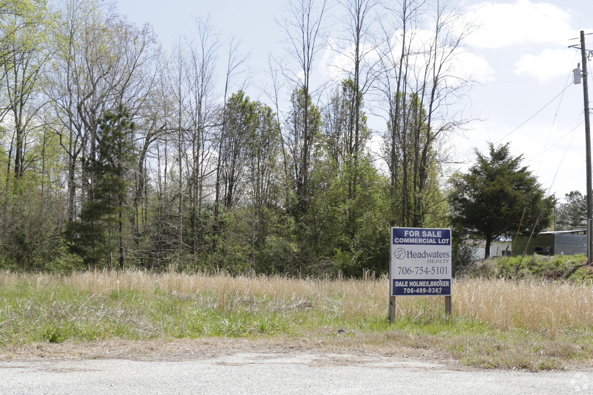 105A Clarkesville Plz, Clarkesville, GA for sale Primary Photo- Image 1 of 1