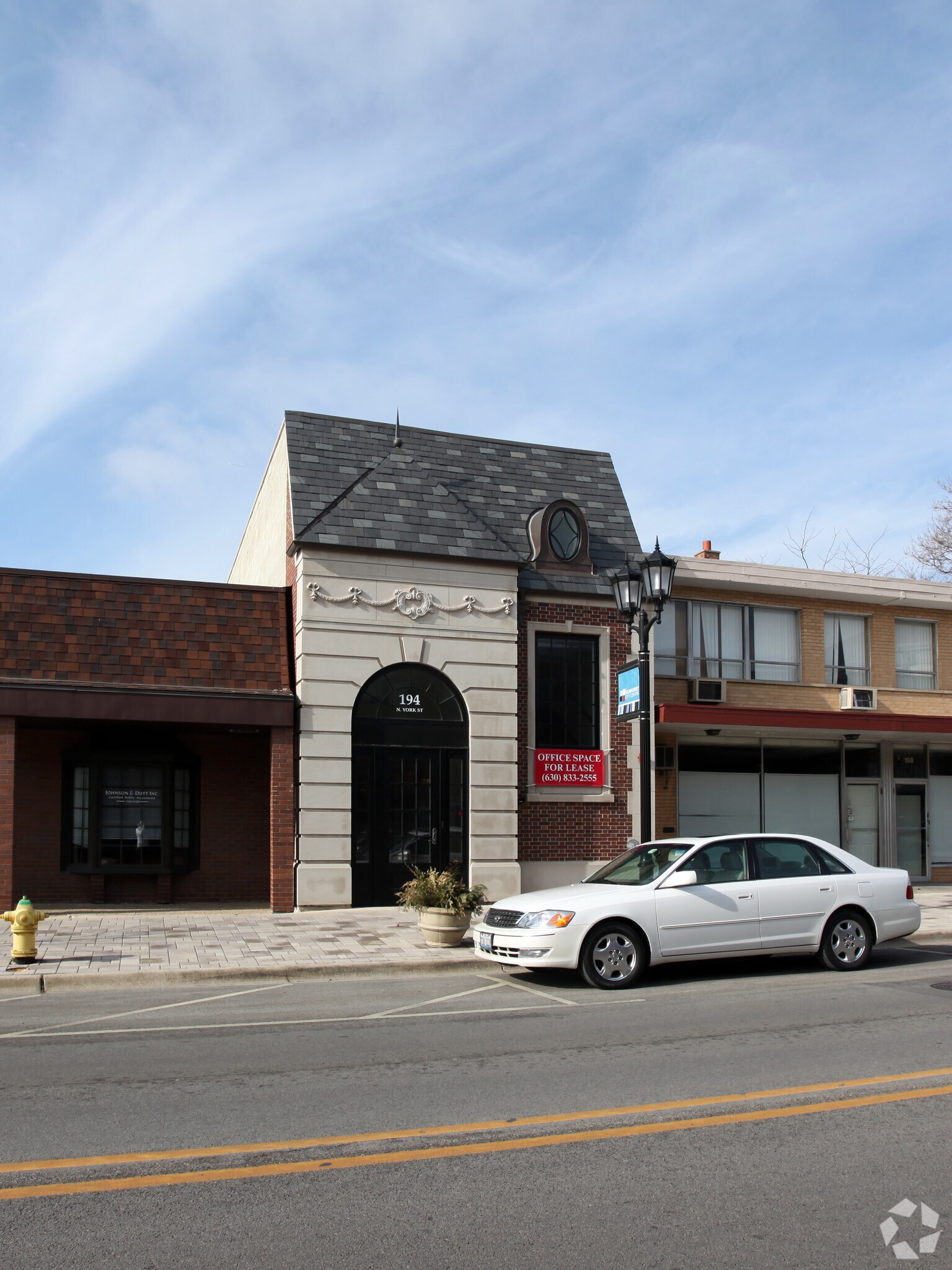 194 N York St, Elmhurst, IL for sale Primary Photo- Image 1 of 1