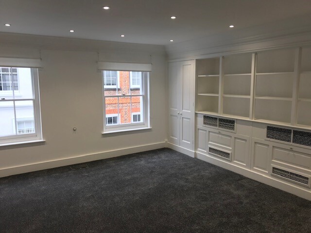 4 St James's Pl, London for lease - Building Photo - Image 2 of 17