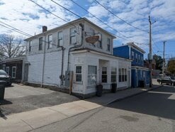 11 Collins St, Newport, RI for sale Primary Photo- Image 1 of 1