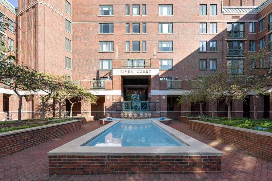 10 Rogers St, Cambridge, MA for lease - Building Photo - Image 2 of 19