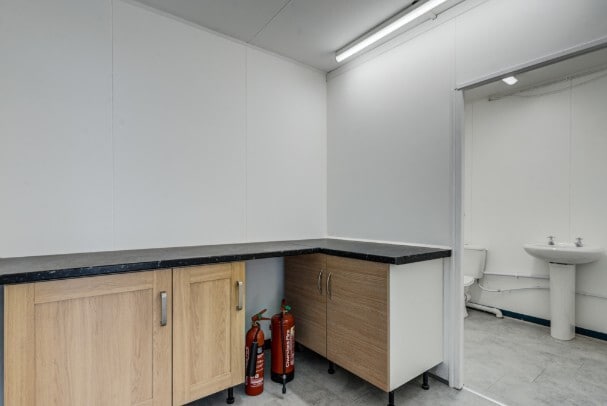 Limberline Spur, Portsmouth for lease Interior Photo- Image 1 of 7