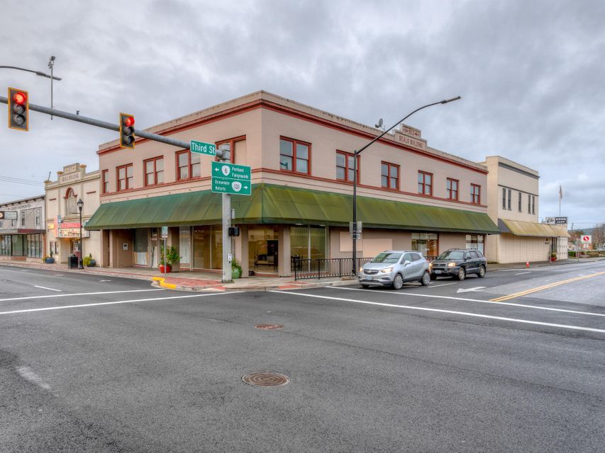 302 Main Ave, Tillamook, OR for sale Building Photo- Image 1 of 1