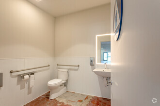 259-261 Moffett Blvd, Mountain View, CA for lease Interior Photo- Image 2 of 6