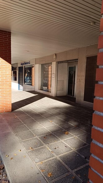 Coworking Space in Guadalajara, Guadalajara for lease - Building Photo - Image 2 of 6