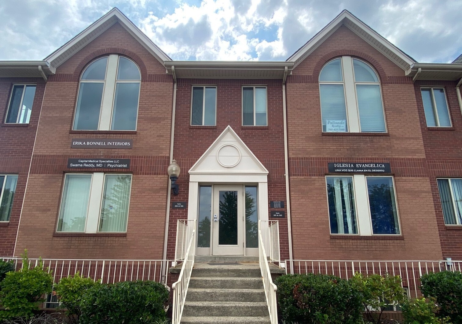 22636 Glenn Dr, Sterling, VA for lease Building Photo- Image 1 of 9
