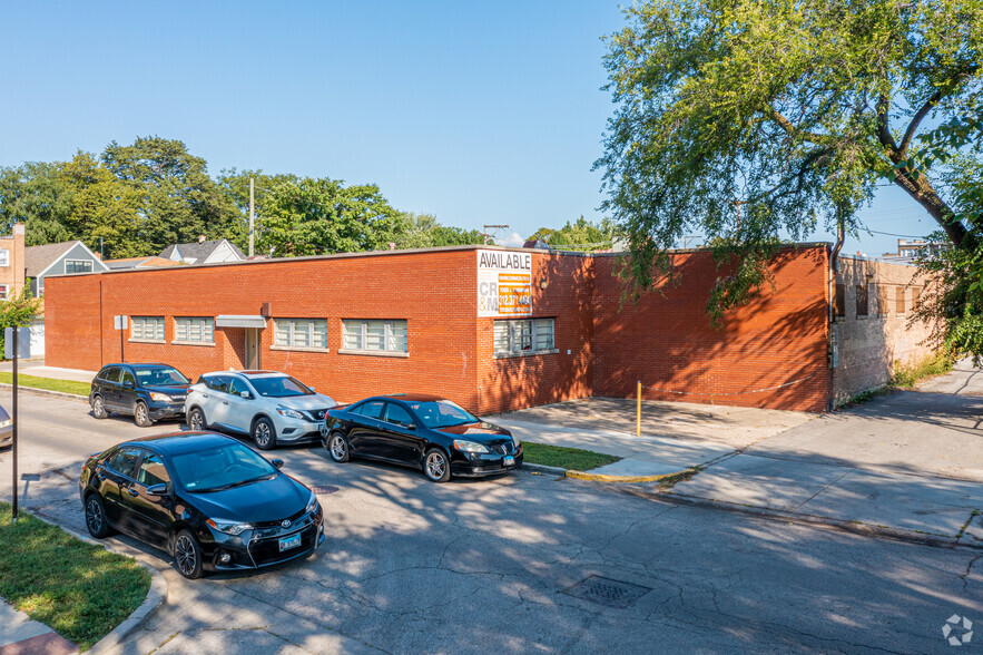 1616 W Glenlake Ave, Chicago, IL for sale - Building Photo - Image 1 of 7